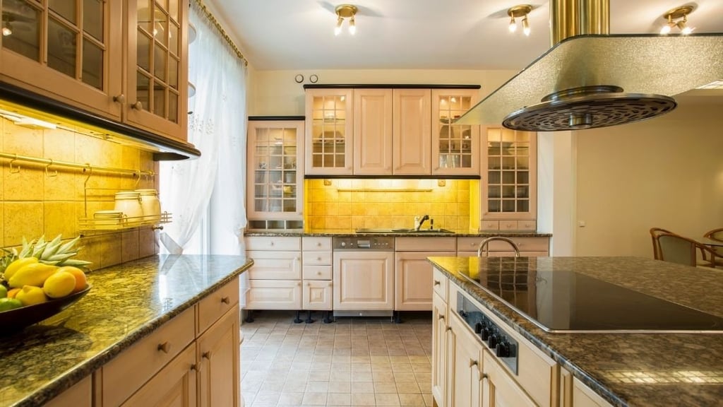 Cheap granite countertop