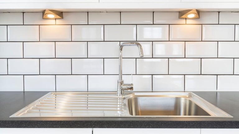 Above kitchen sink lighting ideas 1536×864 1