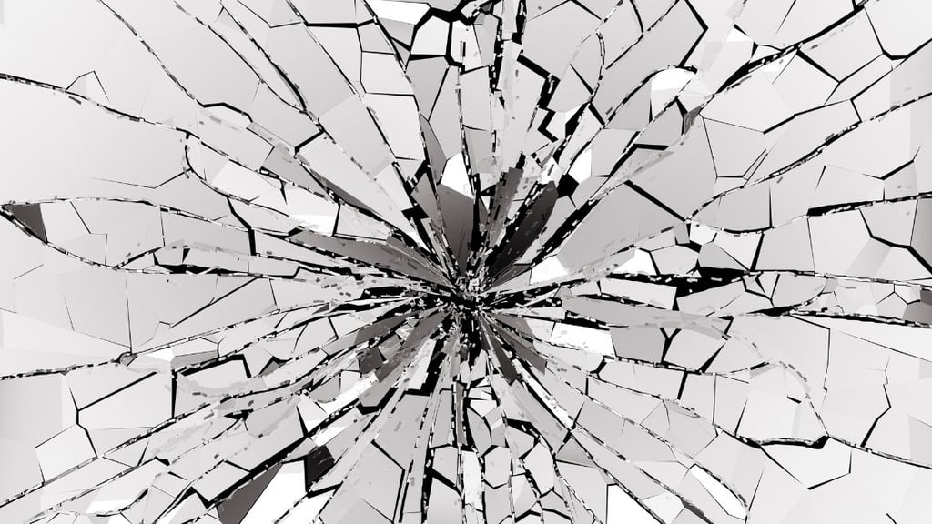 Inspecting your mirror for damage