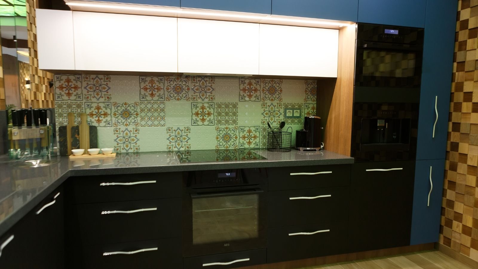 What is the best color for a dark kitchen?
