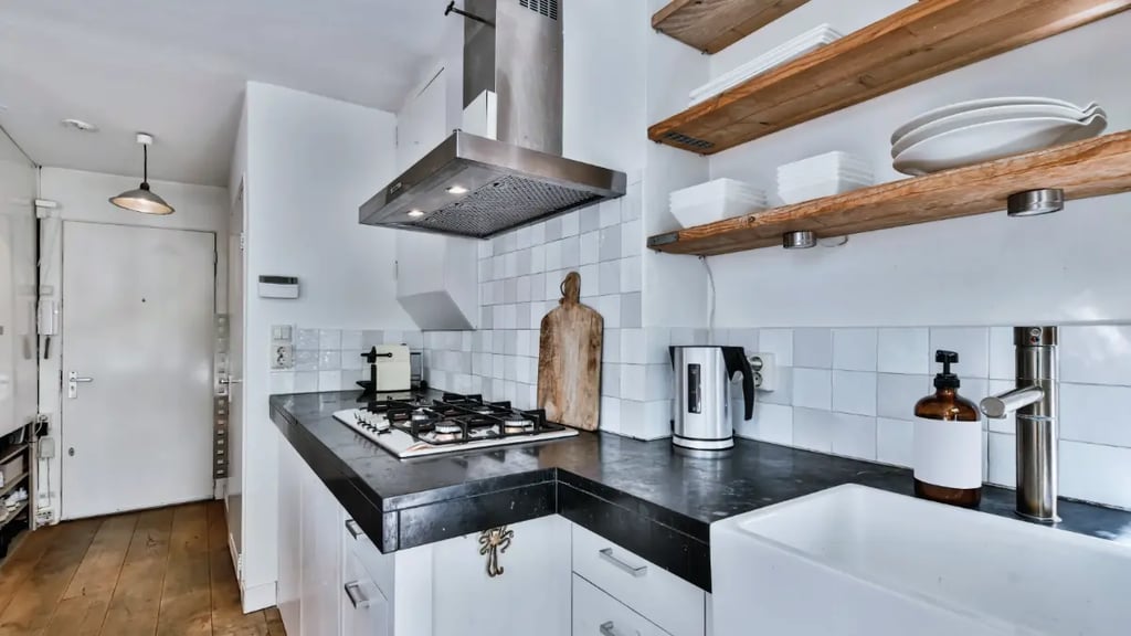 Small kitchen Layout