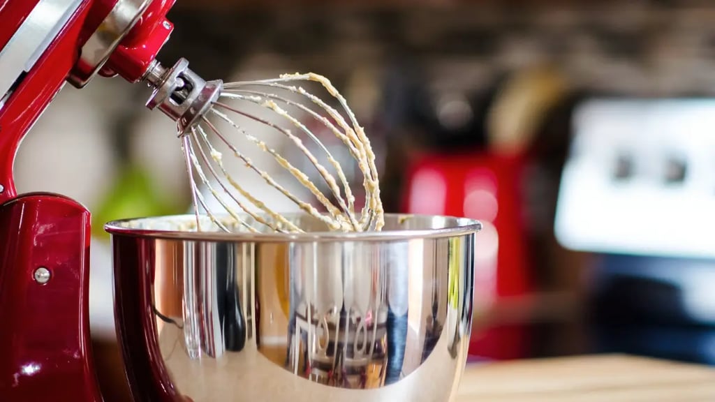 Small kitchen appliance placement