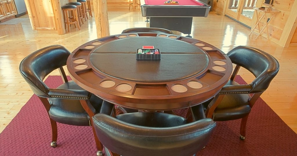 Poker Table
