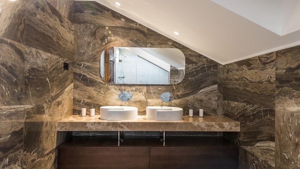 Attic Bathroom Half Walls
