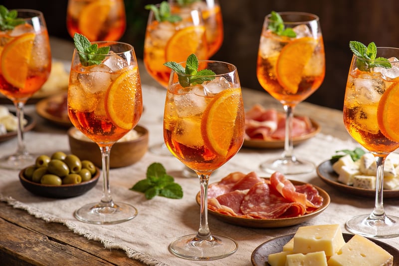 Aperol Spritz: 9 Expert-Led Ways to Sip the Ultimate Sunset Cocktail