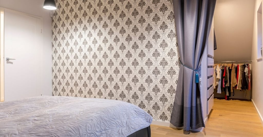 Decide What Works for You Wallpaper Budget Style and Installation