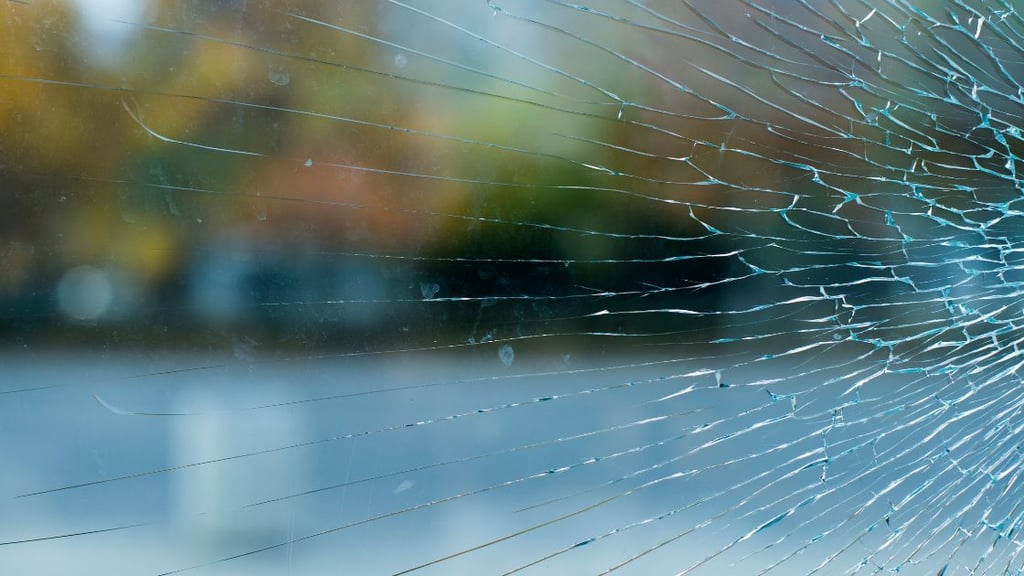 Mirror repair techniques