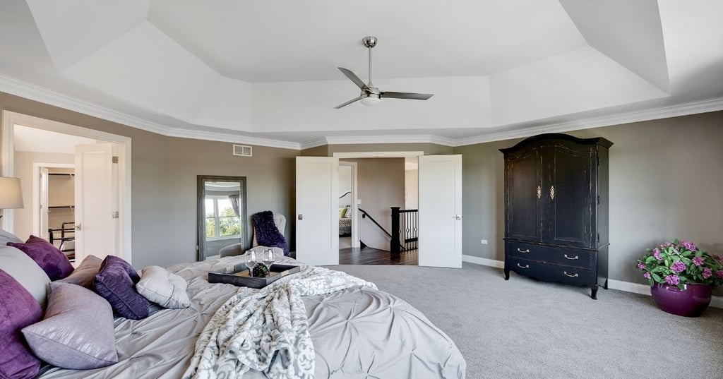 What are the benefits of Tray Ceilings