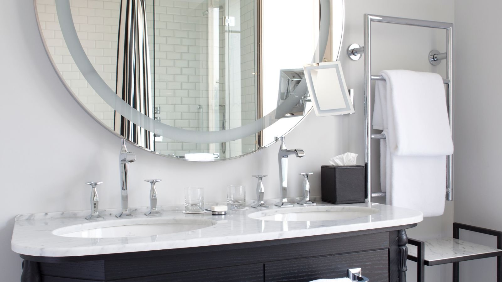 Double Vanity Ideas for Small Bathrooms