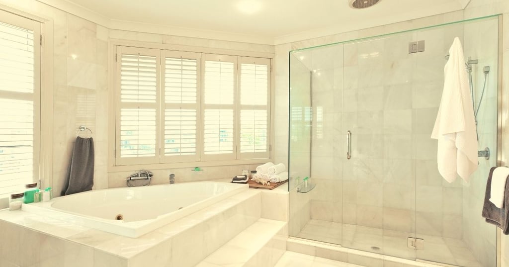 Measure for a Clear Glass Bathroom Window