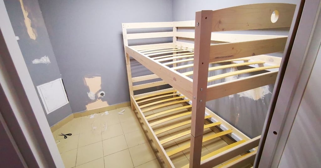 Encourage Your Kids to Be Self Sufficient by Teaching Them How to Keep Their Side of the Room Clean