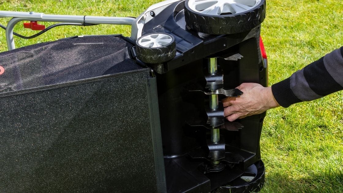 Lawn Mower Safety Tips