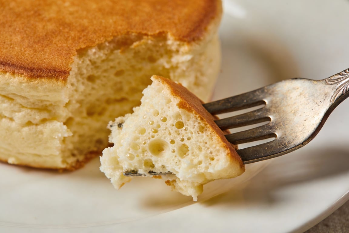 Parchment paper soufflé pancake hack preparation