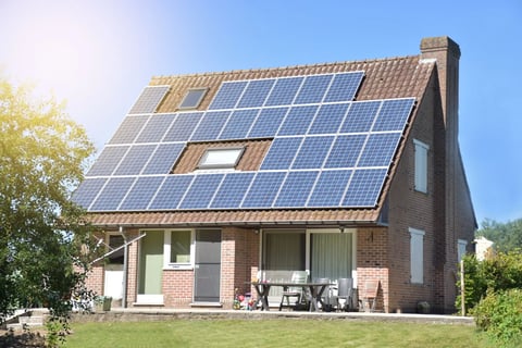 Získejte fotovoltaiku bez licence do 50 kW | Woltair