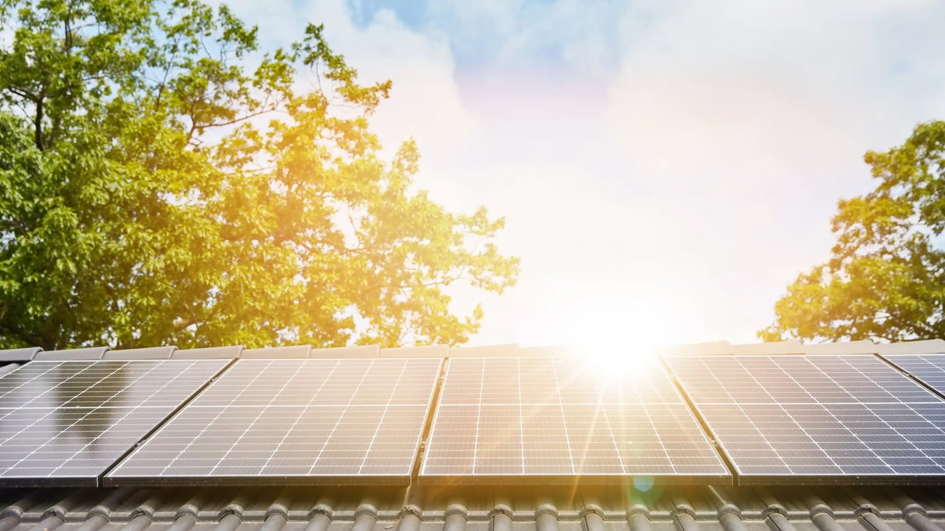 Účinnost fotovoltaiky: co ovlivňuje, kolik elektřiny vyrobí?