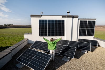 Výroba fotovoltaické energie po měsících – kolik elektřiny dokážete vyrobit za rok?, Woltair