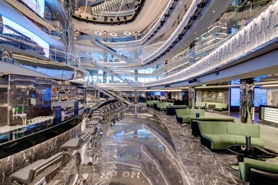 Bars & lounges