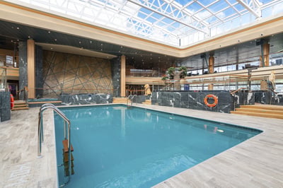 Pool & spa