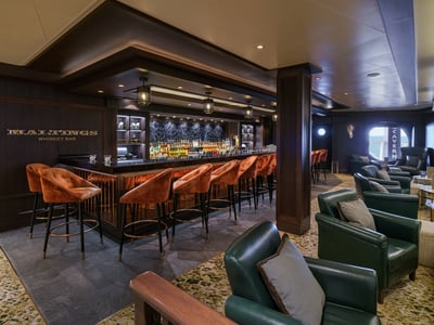 Bars & lounges