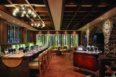 Bars & lounges