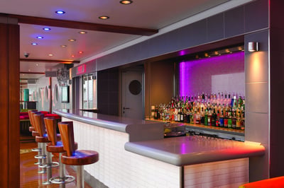 Bars & lounges