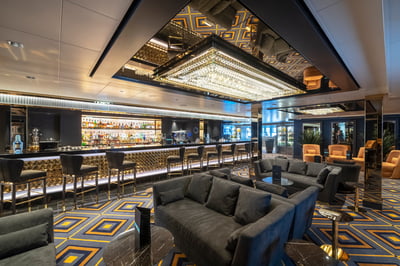 Bars & lounges