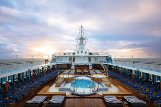 Op til 50% rabat hos Oceania Cruises – plus valgfri ekstra fordel!