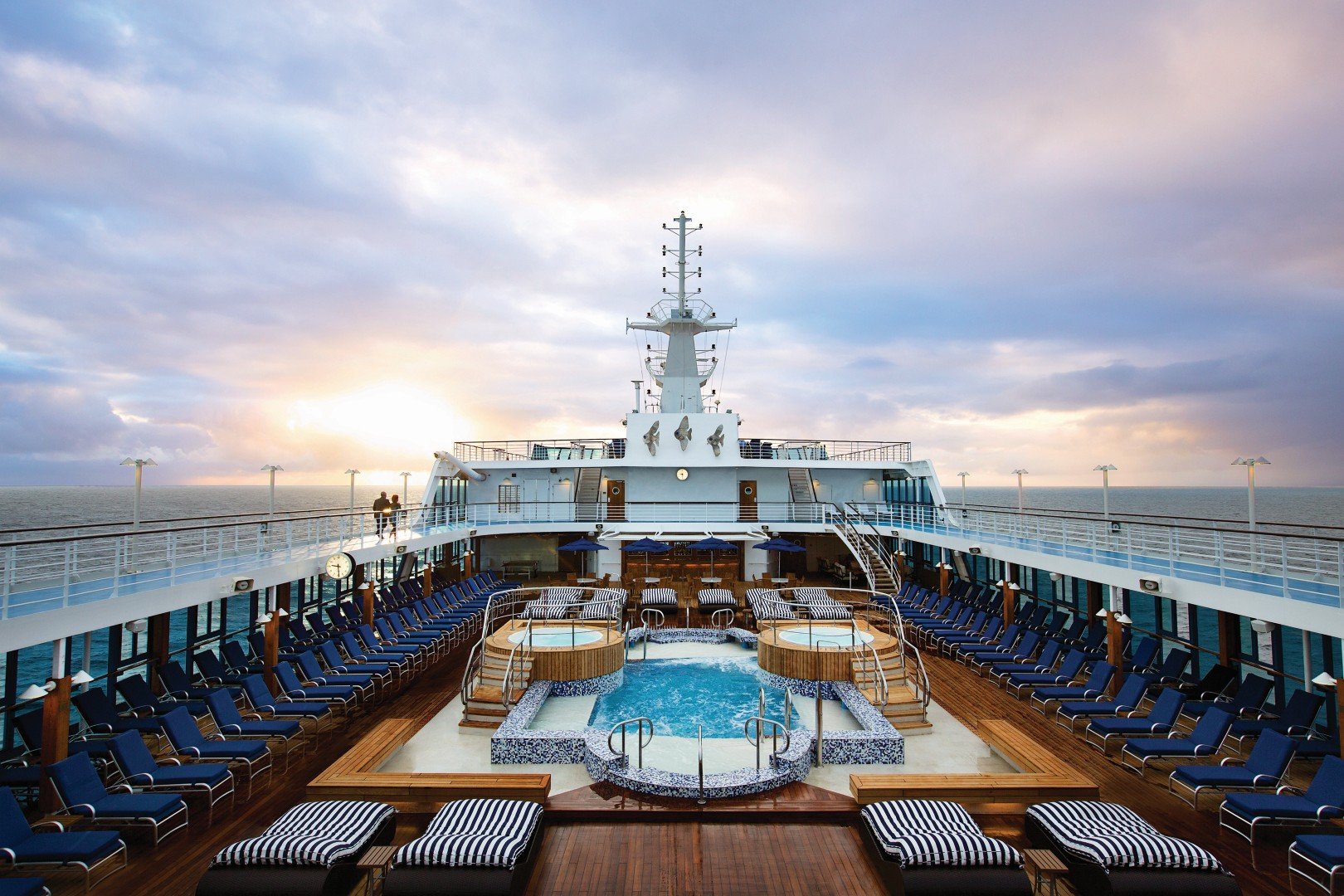Op til 50% rabat hos Oceania Cruises – plus valgfri ekstra fordel!