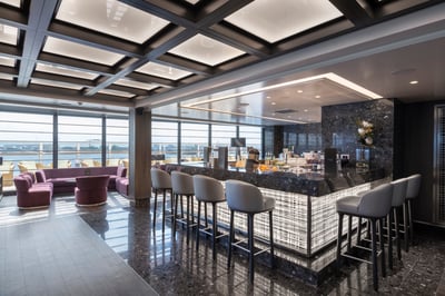 Bars & lounges