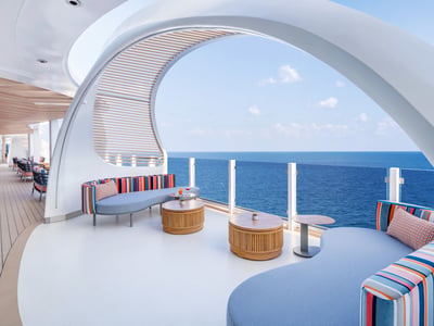 Bars & lounges