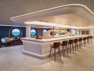 Bars & lounges