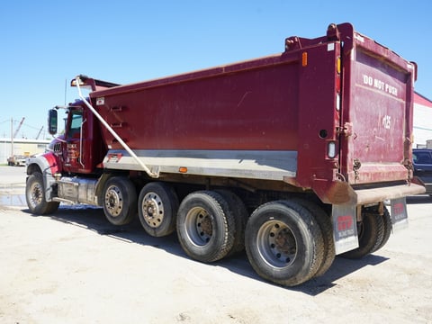 2018 Mack Granite GU713 Quad/A Dump Truck — photo 6