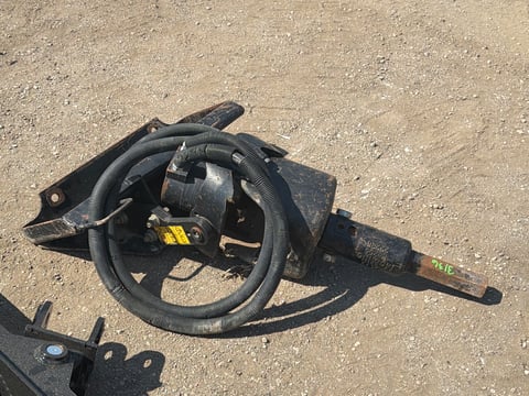 Toro Hydraulic Attachment — photo 3