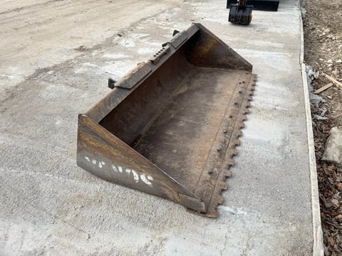 78" Skid Steer Bucket — photo 2