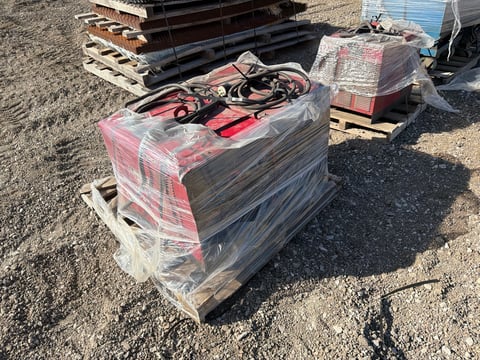 (2) Lincoln Electric Idealarc CV-305 Mig Welder Power Sources — photo 4