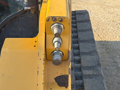 2019 Caterpillar 259D Compact Track Loader - As-Is — photo 9