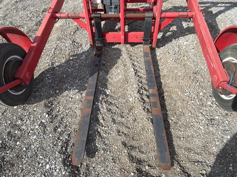 2016 Spirit of America 45LR Hydraulic Pallet Fork Trailer — photo 8