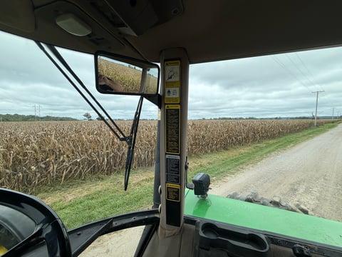 1992 John Deere 4960 Tractor  — photo 35