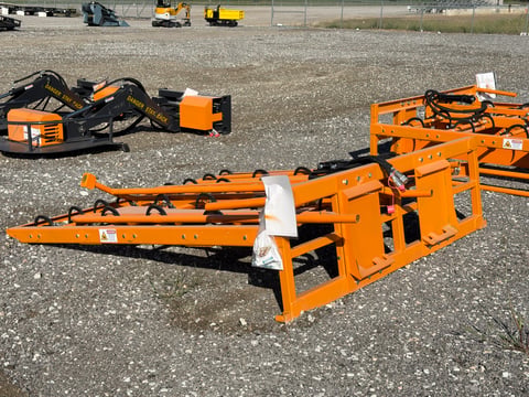 2026 LandHonor Hag-12-24Q Skid Steer Hay Accumulator Grapple, 8-10 Square Bale (Unused) — photo 4