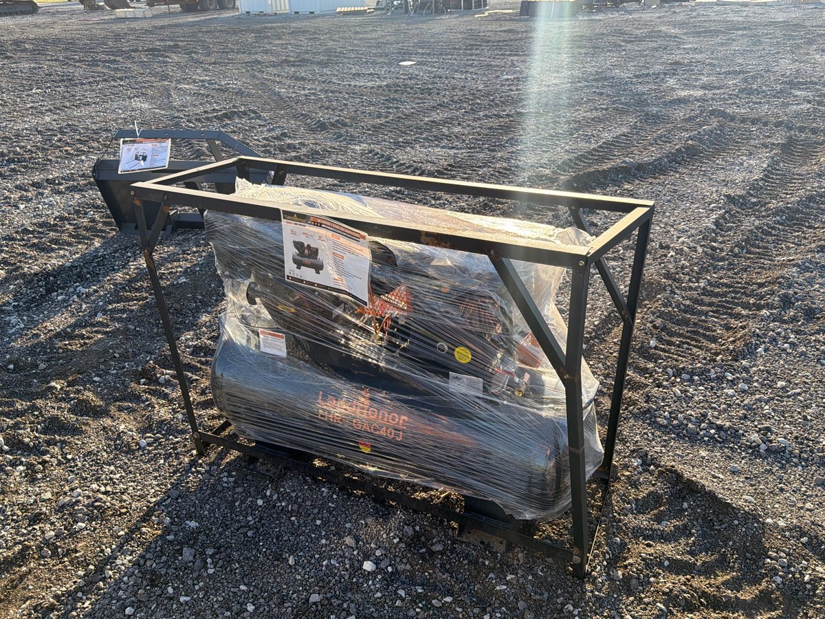 LandHonor LHR-GAC40J 40 Gallon 2-Stage Air Compressor, RATO 10 HP Engine (Unused)