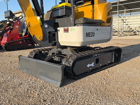 2026 SDLANCH ME20 Mini Excavator (Unused) — photo 7