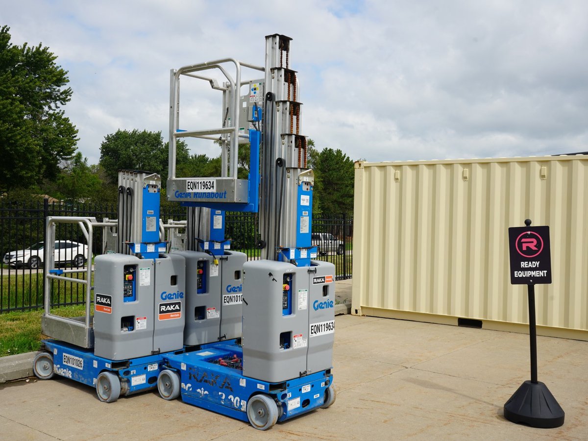 Inoperable 2020 Genie GR-20 Vertical Mast Lift