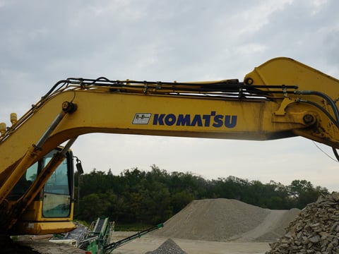 2006 Komatsu PC220LC-8 Hydraulic Excavator — photo 19