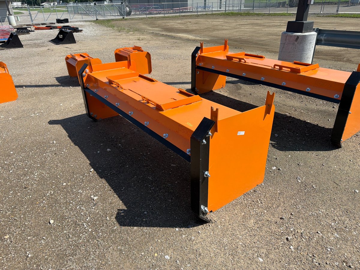 Kit Containers 8' Skid Steer Pusher With Replaceable Shoes and Blade