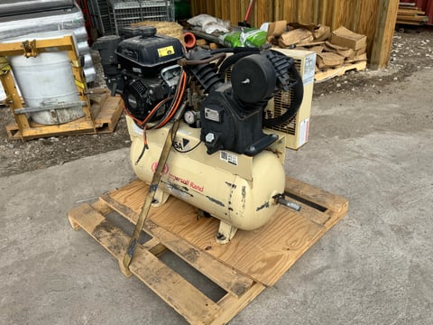 Ingersoll Rand 2475 Air Compressor — photo 1