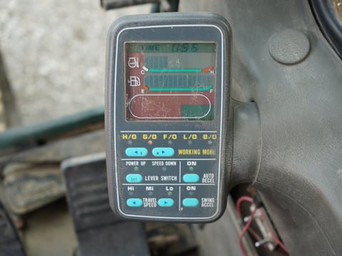 1996 Komatsu PC220LC-6LC Hydraulic Excavator — photo 13