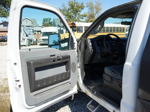 2012 Ford F-350 Flatbed Truck — photo 9