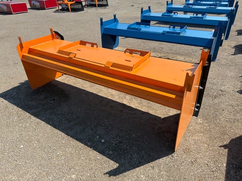 Kit Containers 8' Skid Steer Pusher with Replaceable Shoes and Blade — photo 1