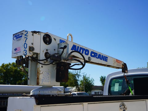 2007 Chevrolet C4500 Crew Cab Service Body Truck — photo 30