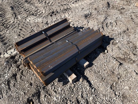 3 Bundles of 3in x 2in Steel Angle Iron, 40.5in to 49in Long, 55+ Pcs — photo 4